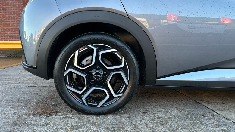 BYD Dolphin 150kW Design 60.4kWh 5dr Auto Electric Hatchback